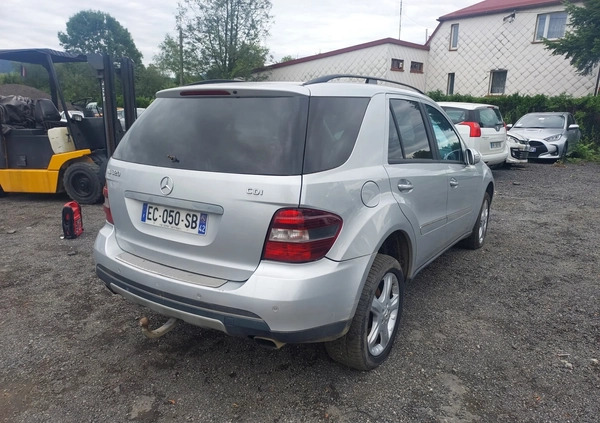 Mercedes-Benz ML cena 11300 przebieg: 289000, rok produkcji 2006 z Stopnica małe 232